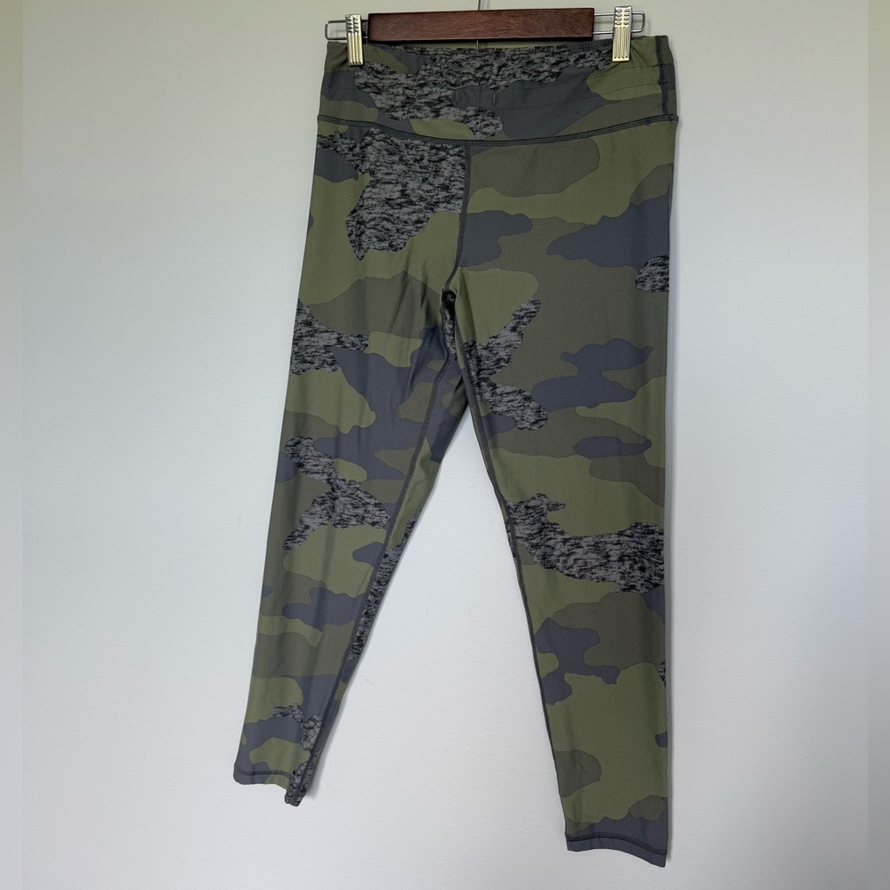 Aerie Gray and Green Patterned Leggings